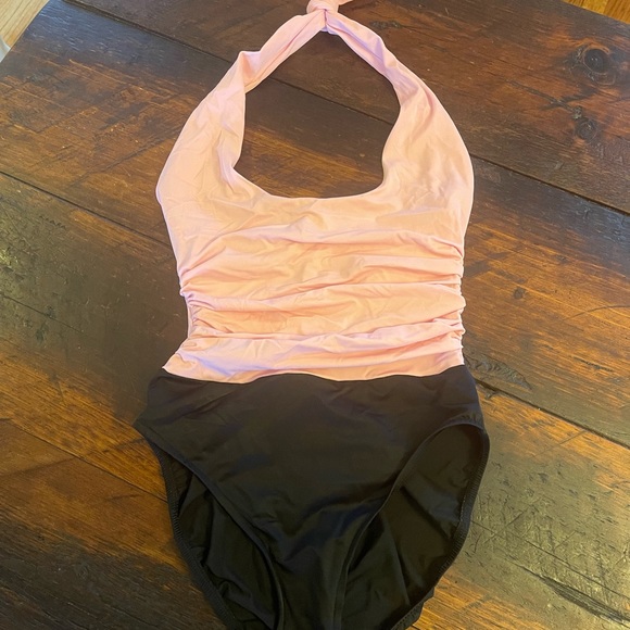 Miraclesuit Other - Miraclesuit one piece swimsuit 🌸🌸🌸🌸